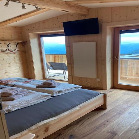 New Holiday Home On The Alm With Terrace And Balcony Zellberg Exterior foto
